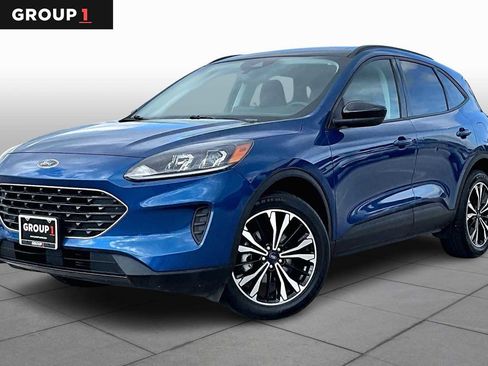 Used 2022 Ford Escape SE w/ SE Sport Appearance Package AWD/4WD image 1