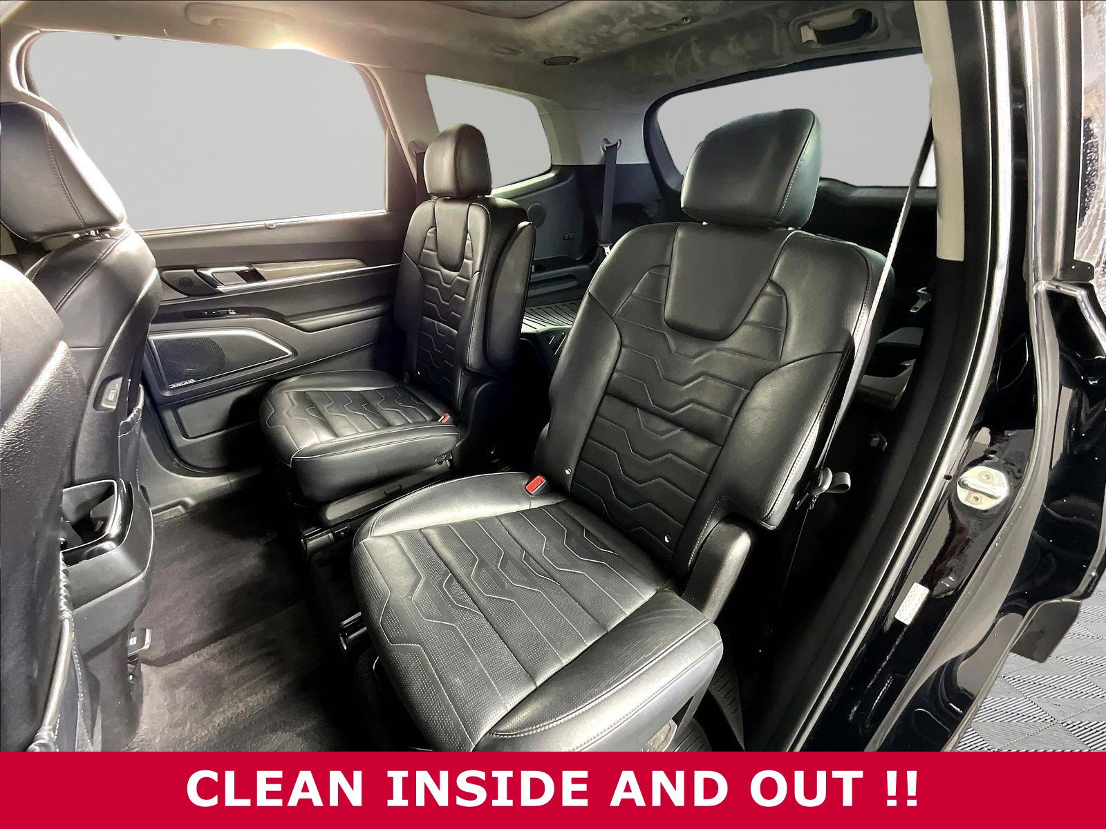 Used 2022 Kia Telluride SX w/ SX Prestige Package AWD/4WD image 22