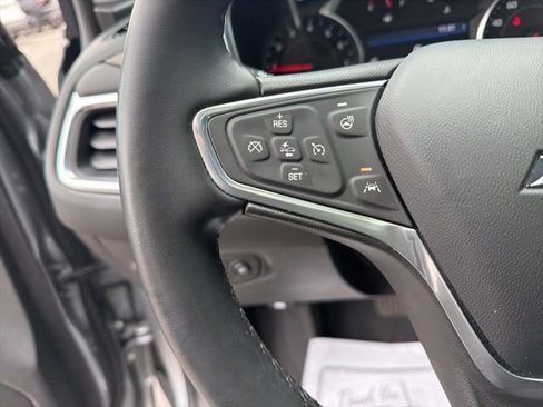 Used 2023 Chevrolet Equinox Premier FWD image 24