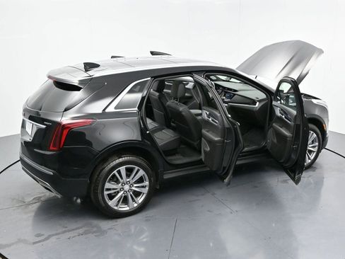 Used 2025 Cadillac XT5 Premium Luxury AWD/4WD image 40