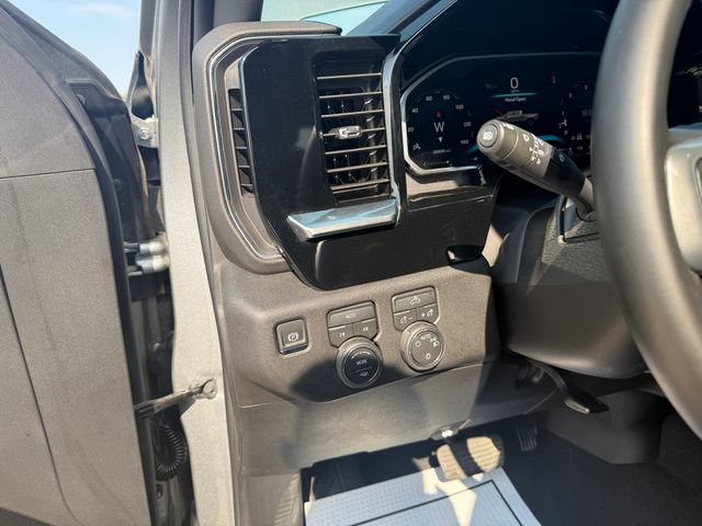 Used 2026 Chevrolet Silverado 1500 LT AWD/4WD image 12