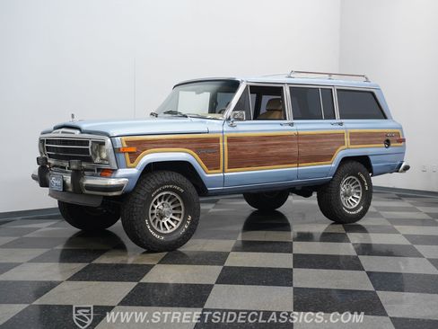 Used 1989 Jeep Grand Wagoneer AWD/4WD image 7
