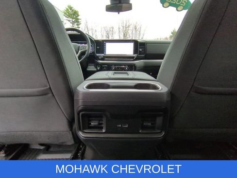 Used 2022 Chevrolet Silverado 1500 LT Trail Boss w/ Convenience Package II image 23