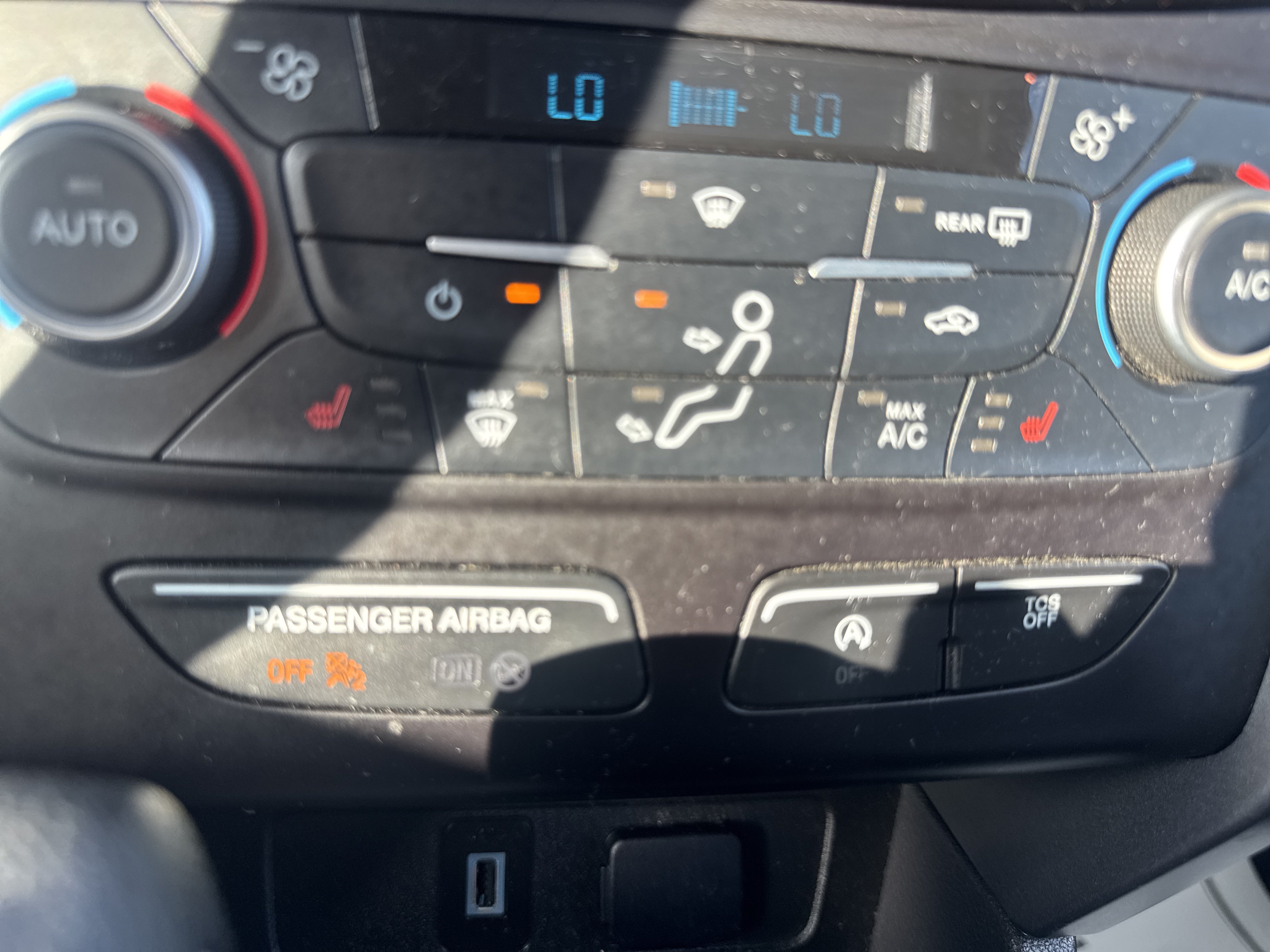 Used 2018 Ford Escape SE AWD/4WD image 27