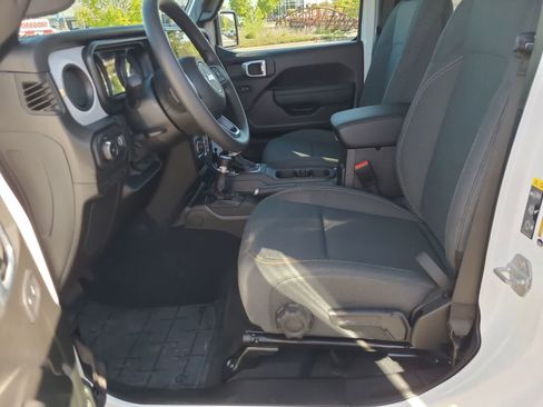 New 2026 Jeep Wrangler Unlimited Sport AWD/4WD image 19