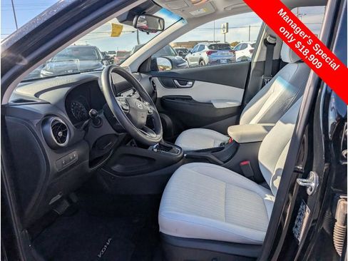 Used 2023 Hyundai Kona SEL w/ Convenience Package image 14