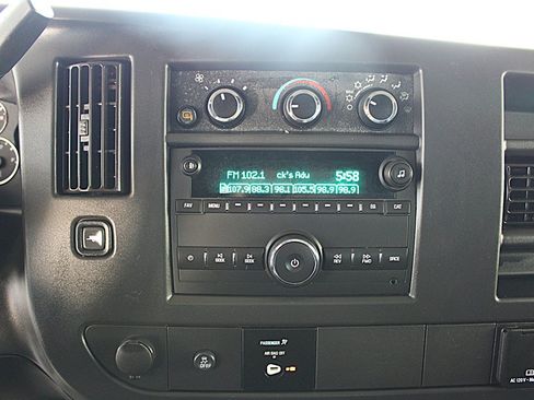 Used 2024 Chevrolet Express 2500 w/ Driver Convenience Package RWD image 27