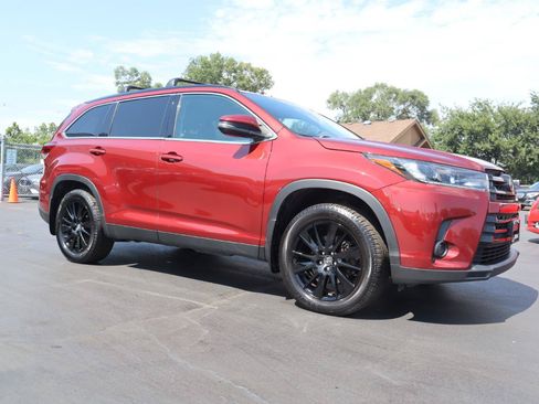 Used 2019 Toyota Highlander SE AWD/4WD image 7