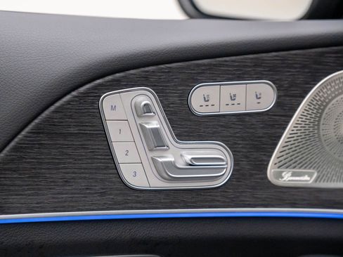 New 2026 Mercedes-Benz GLS 450 4MATIC image 17