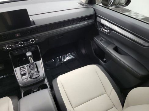 Certified 2026 Honda CR-V EX image 16
