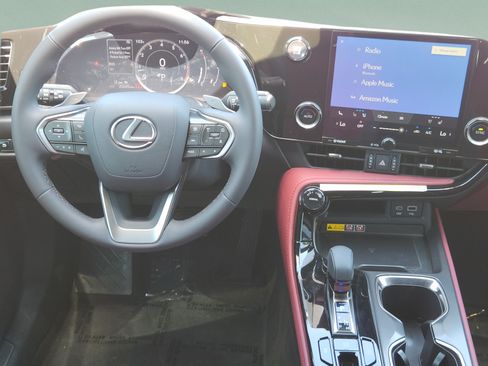Used 2025 Lexus NX 250 FWD w/ Accessory Package (2T) image 24