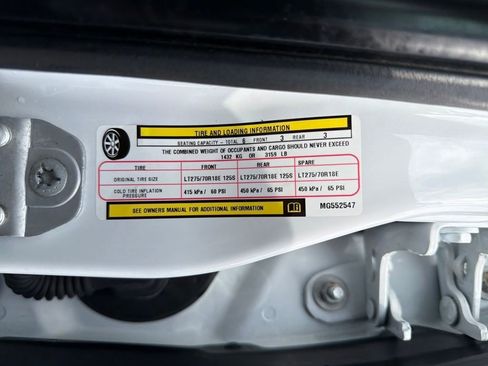 Used 2021 RAM 2500 Big Horn image 30