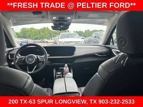 Used 2025 Buick Envision Avenir AWD/4WD image 21