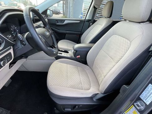 Certified 2022 Ford Escape SE w/ Convenience Package image 14