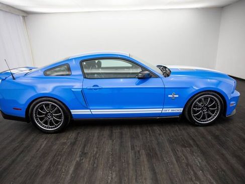 Used 2010 Ford Mustang Shelby GT500 image 6