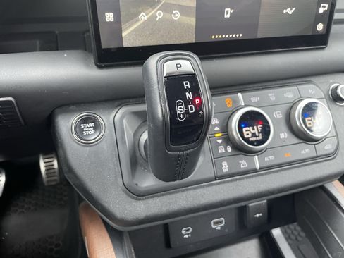 Used 2023 Land Rover Defender 110 X AWD/4WD image 20
