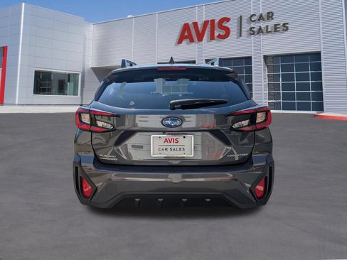 Used 2025 Subaru Crosstrek 2.5i Premium AWD/4WD image 7