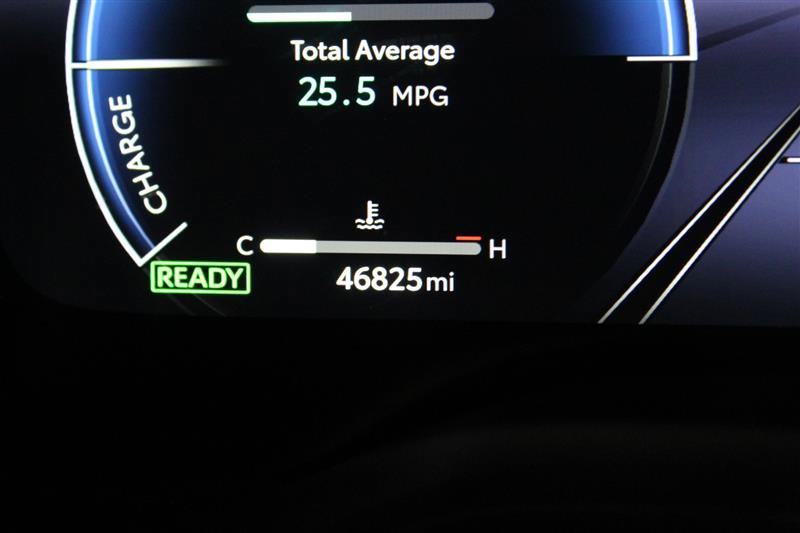 Used 2025 Toyota Sienna XLE Woodland Edition AWD/4WD image 19
