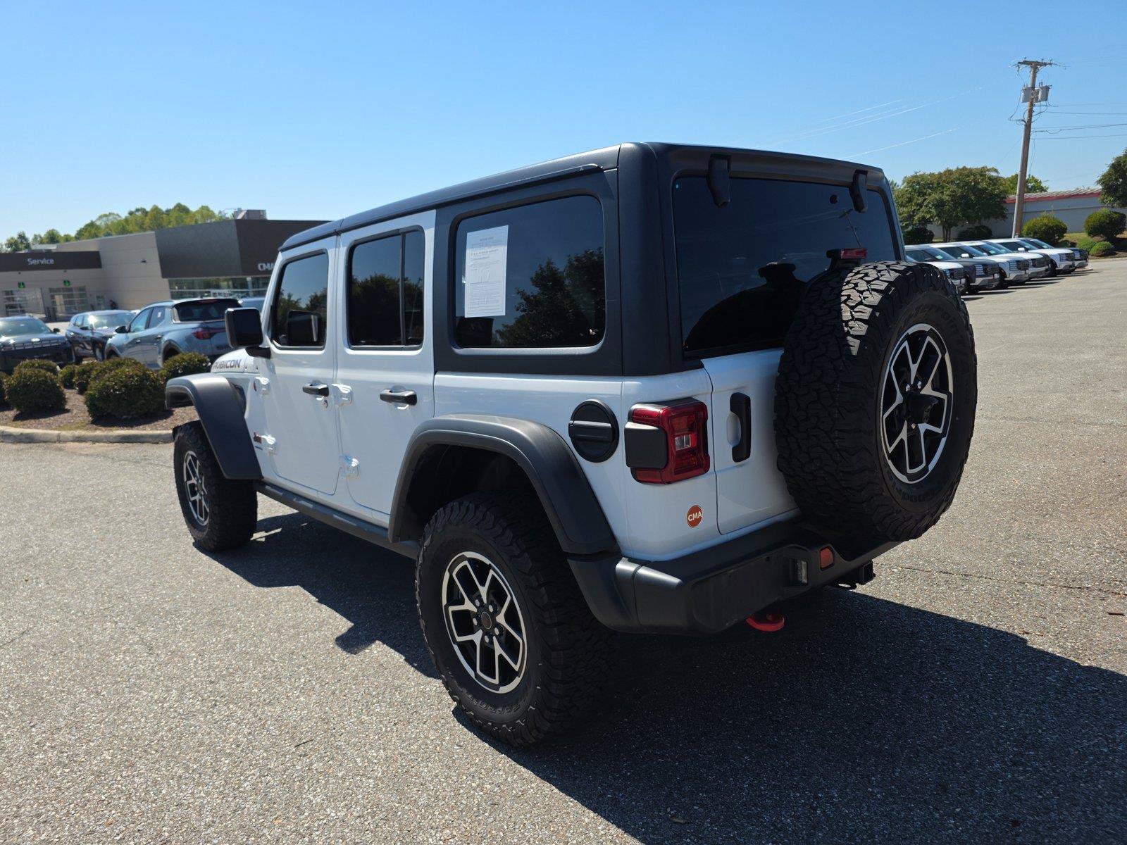Used 2026 Jeep Wrangler Unlimited Rubicon AWD/4WD image 4
