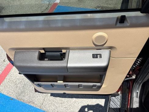 Used 2016 Ford F250 Lariat w/ Lariat Ultimate Package AWD/4WD image 25
