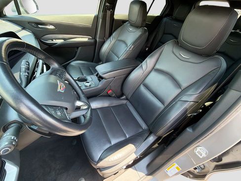 Certified 2025 Cadillac XT4 Premium Luxury FWD image 20