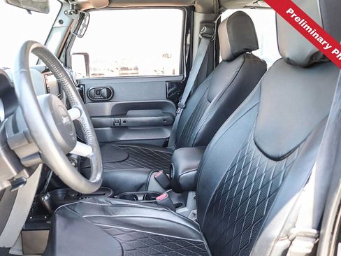 Used 2010 Jeep Wrangler Unlimited Sahara w/ Dual Top Group AWD/4WD image 12