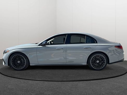New 2026 Mercedes-Benz E 350 4MATIC Sedan image 3