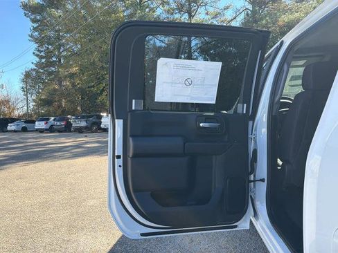 New 2026 Chevrolet Silverado 2500 Custom image 25