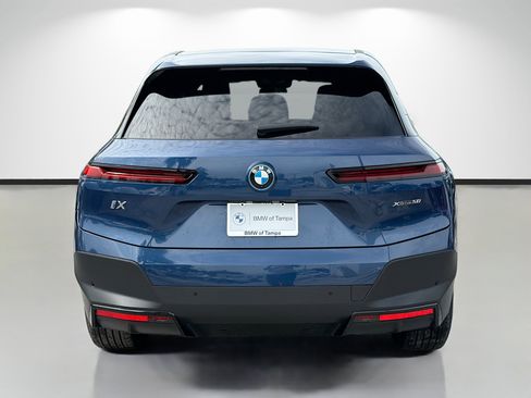 Used 2024 BMW iX xDrive50 w/ Convenience Package AWD/4WD image 4