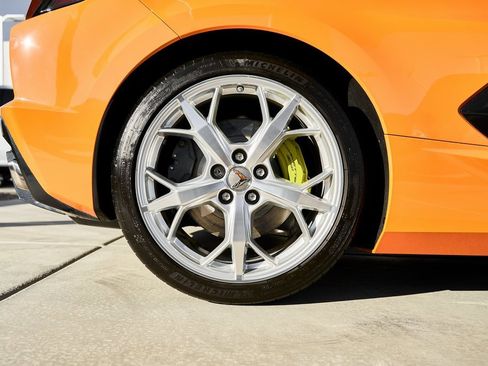 Used 2022 Chevrolet Corvette Stingray w/ Z51 Performance Package image 12