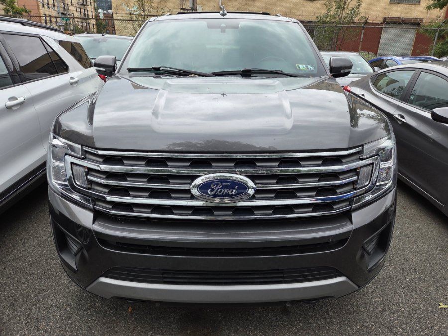 Used 2021 Ford Expedition XLT AWD/4WD image 10