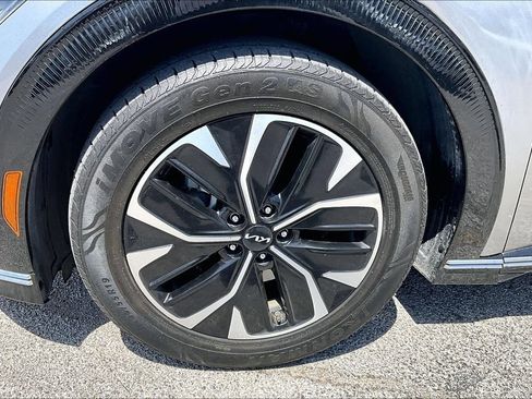 Used 2024 Kia EV6 Wind RWD image 11