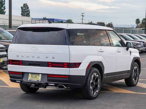 New 2026 Hyundai Santa Fe SE image 4