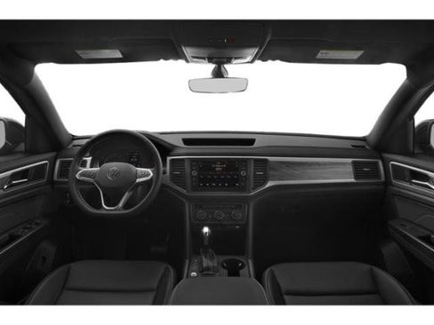 Used 2021 Volkswagen Atlas Cross Sport SE image 8