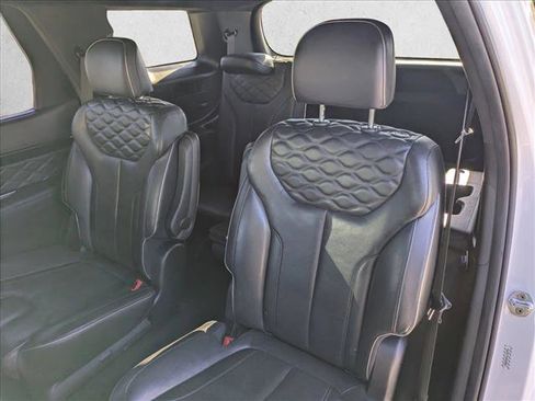 Used 2020 Hyundai Palisade Limited w/ Winter Weather Package image 14