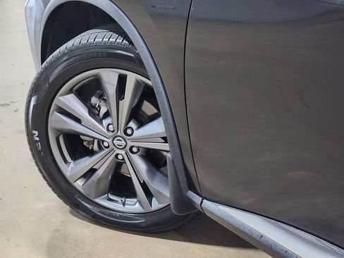 Used 2019 Nissan Murano Platinum w/ Cargo Package FWD image 23