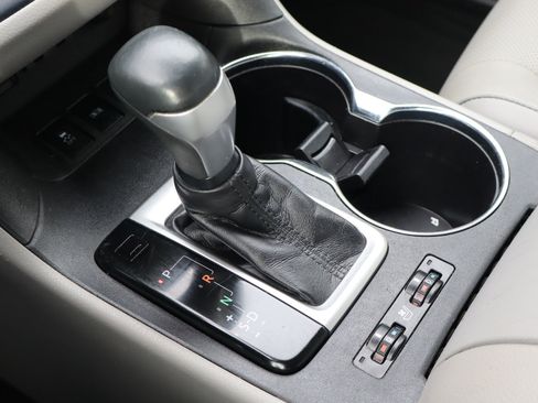 Used 2019 Toyota Highlander Limited Platinum image 61