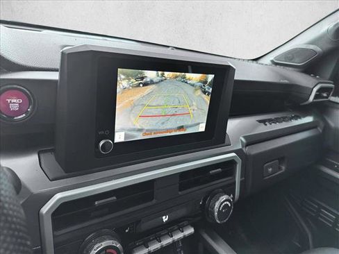 Used 2024 Toyota Tacoma TRD Off-Road image 14