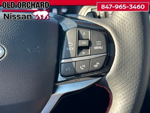 Used 2025 Ford Explorer ST image 19