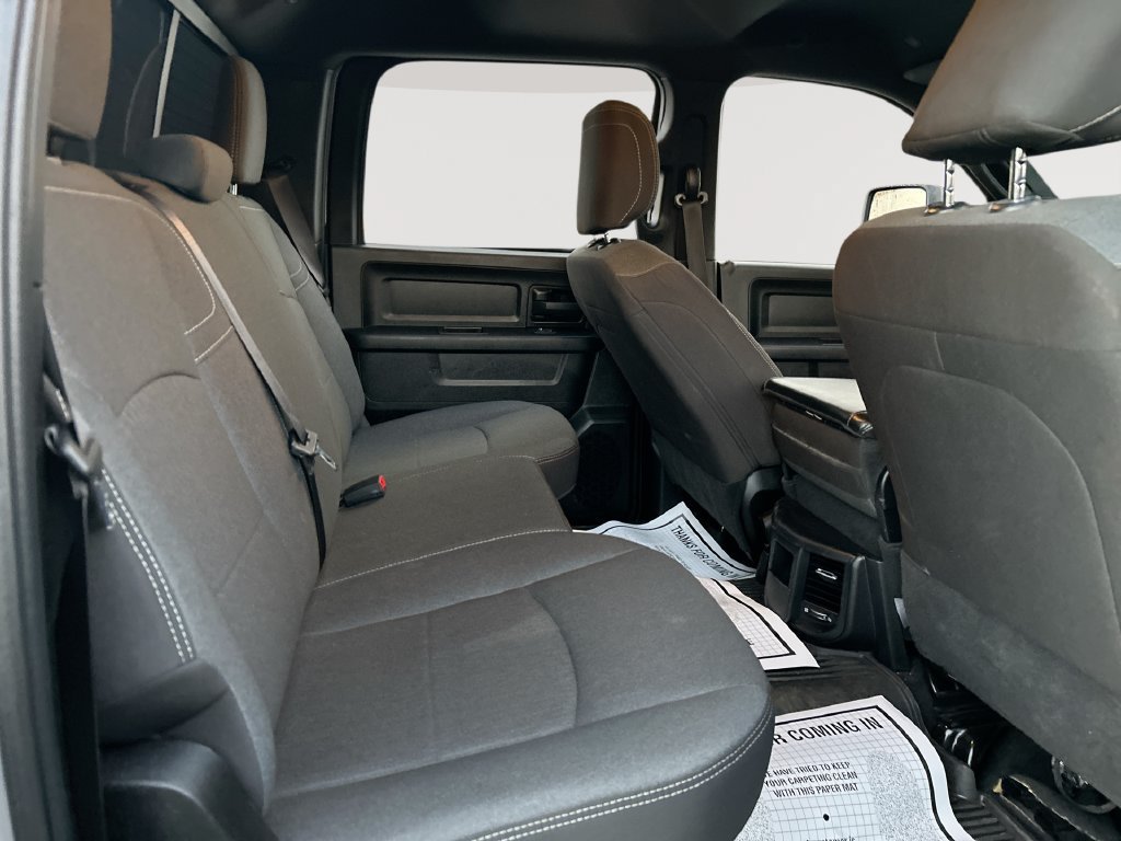 Used 2024 RAM 3500 Tradesman AWD/4WD image 23