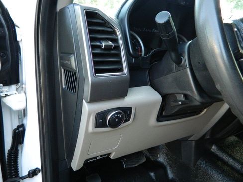 Used 2019 Ford F250 XLT AWD/4WD image 16
