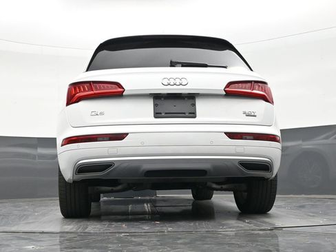 Used 2018 Audi Q5 2.0T Premium Plus w/ Premium Plus Package AWD/4WD image 23