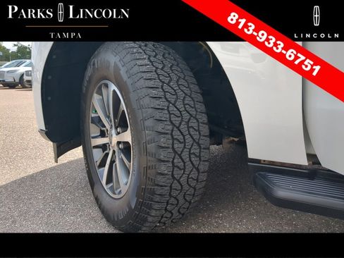 Used 2019 Ford Expedition Max XLT w/ Equipment Group 201A AWD/4WD image 32