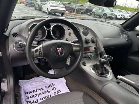 Used 2006 Pontiac Solstice Convertible w/ Power Package RWD image 12