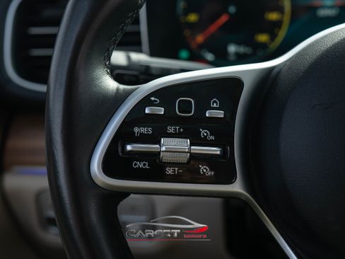 Used 2021 Mercedes-Benz GLS 450 4MATIC image 25