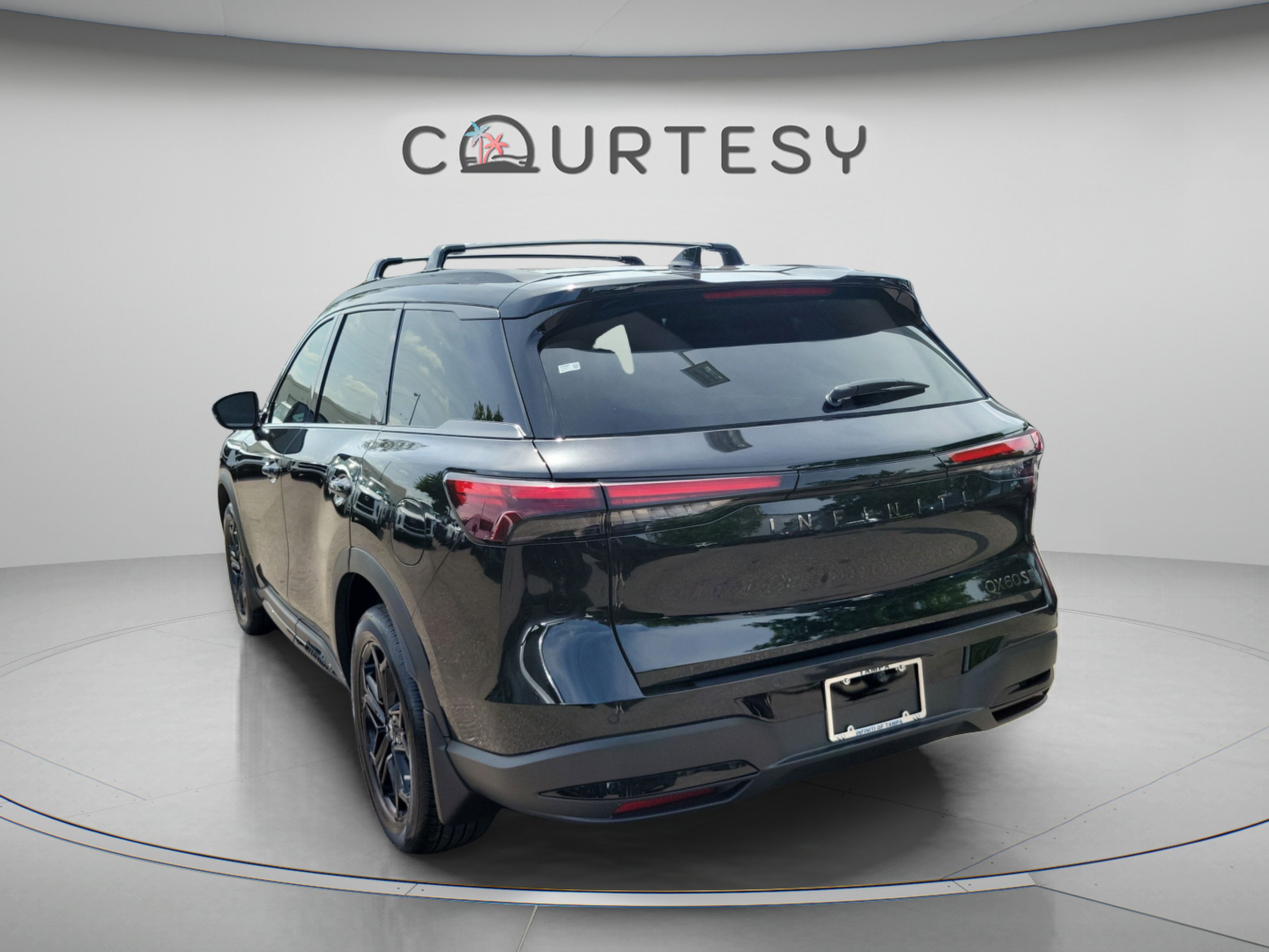 Certified 2026 INFINITI QX60 Sport w/ Dark Cargo Package AWD/4WD image 2