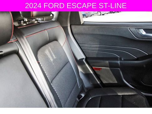 Used 2024 Ford Escape ST-Line image 14