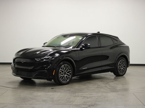 Used 2024 Ford Mustang Mach-E Premium image 4