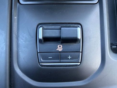 Certified 2023 GMC Sierra 1500 AT4X image 11