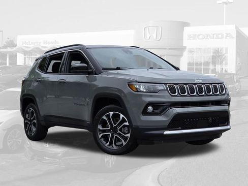 Used 2024 Jeep Compass Limited AWD/4WD image 20